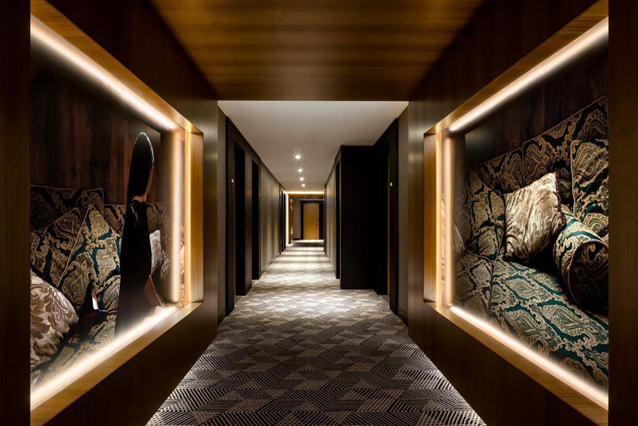 Humaniti Hotel Montreal, Autograph Collection Exterior photo